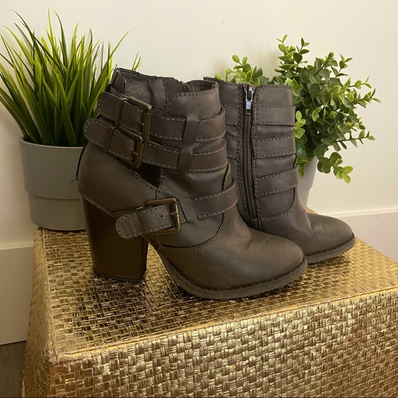 Taupe Heeled Ankle Boots - JustFab - Picture 2 of 6